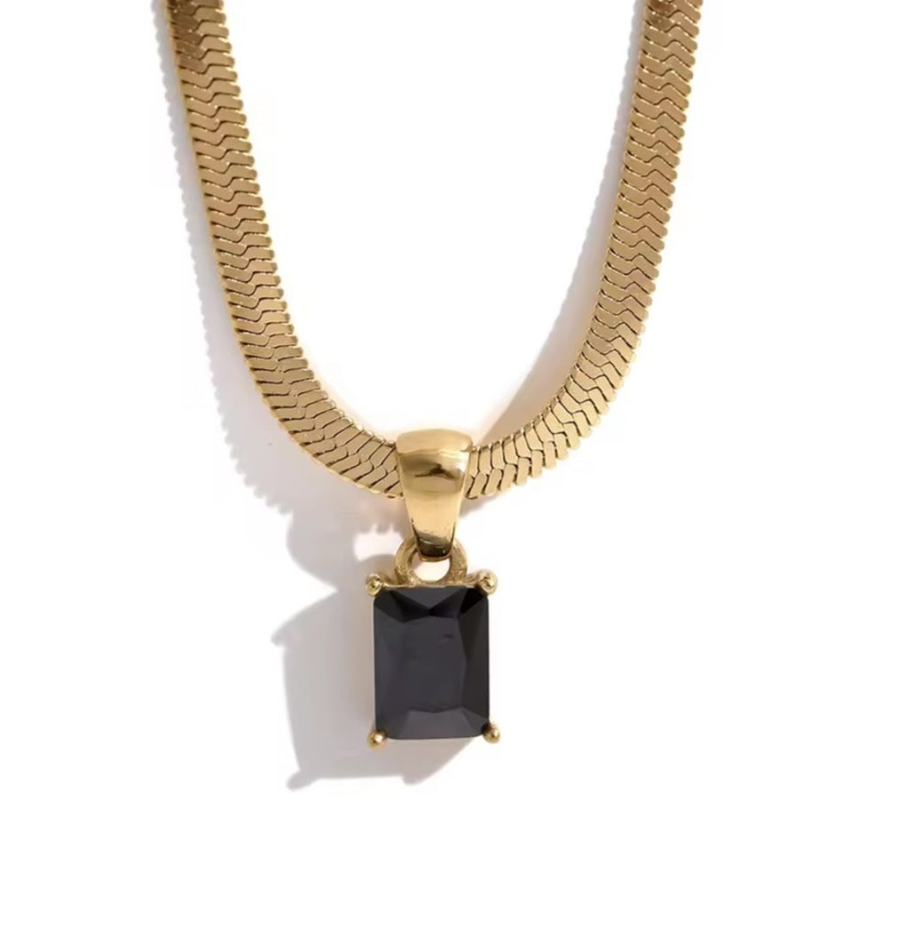 GOLDEN FLAT SQUARE PENDANT